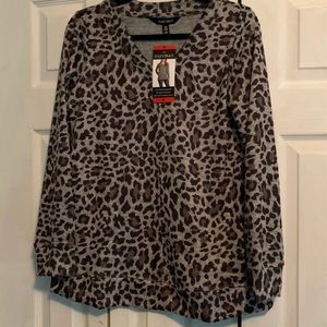 Ellen Tracy Leopard Print Top M